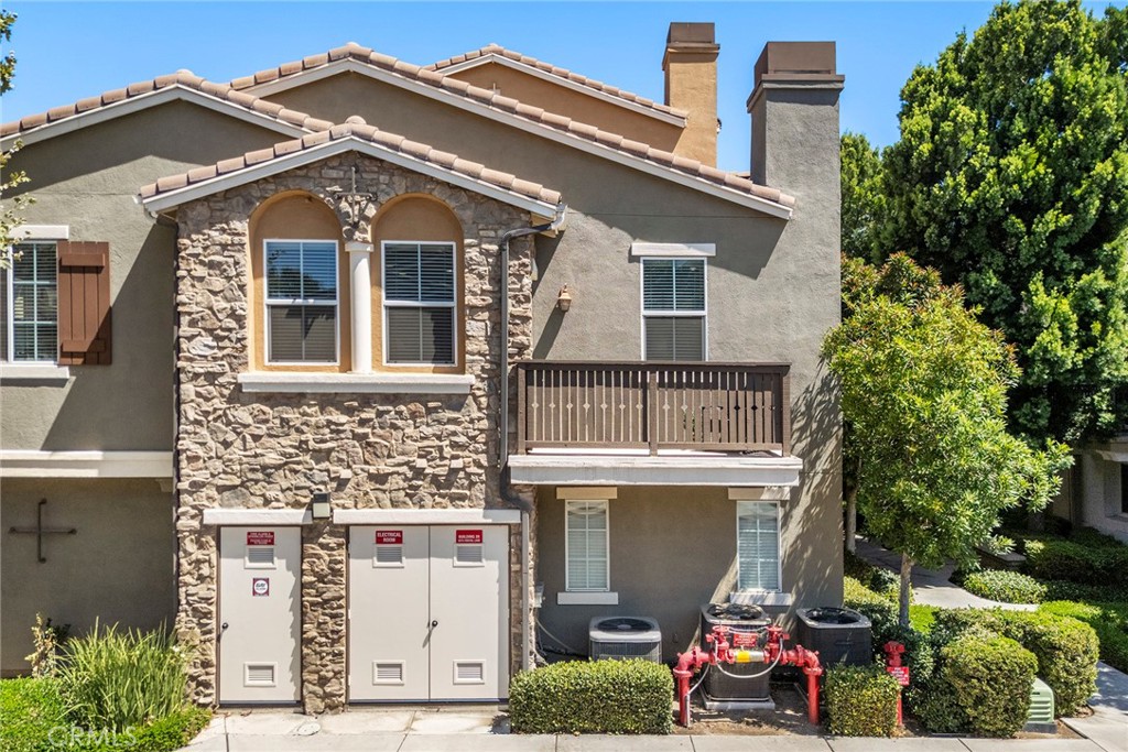 6272 Cristal Lane