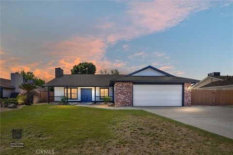 Photo of 11513 Jenlee Ave, Bakersfield, CA 93312 (MLS # NS26064831)