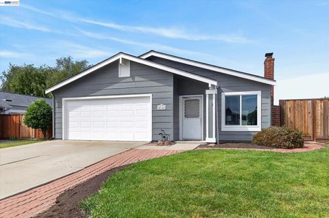 Photo of 4146 Pinon Way, Livermore, CA 94551 (MLS # 41131233)