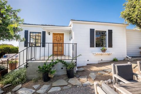 Photo of 500 Mountain Road, Laguna Beach, CA 92651 (MLS # LG26101948)