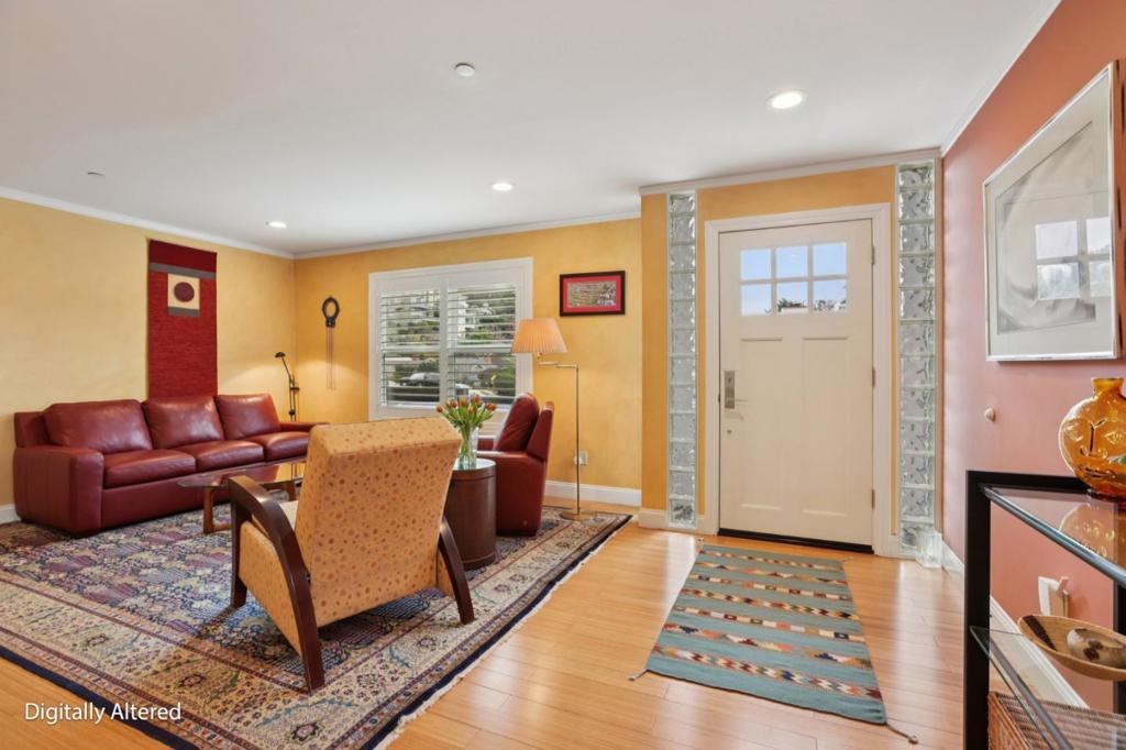 696 Francisco Street