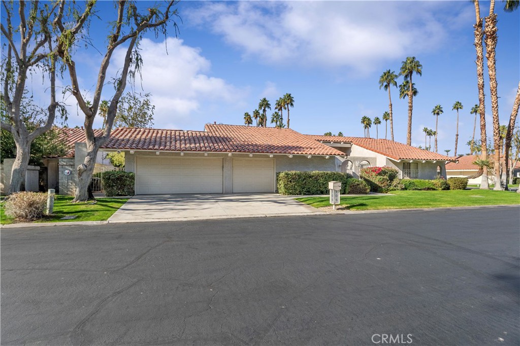 Vista Mirage (32215) - Residential Lease