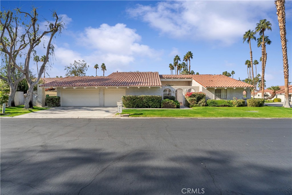 Vista Mirage (32215) - Residential Lease