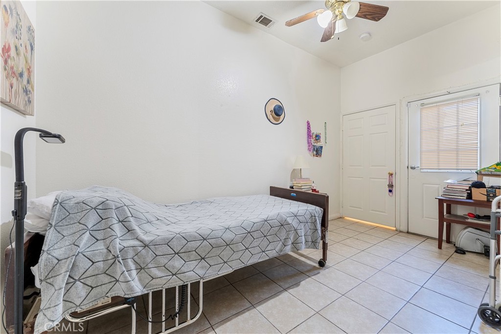 Vista Mirage (32215) - Residential Lease