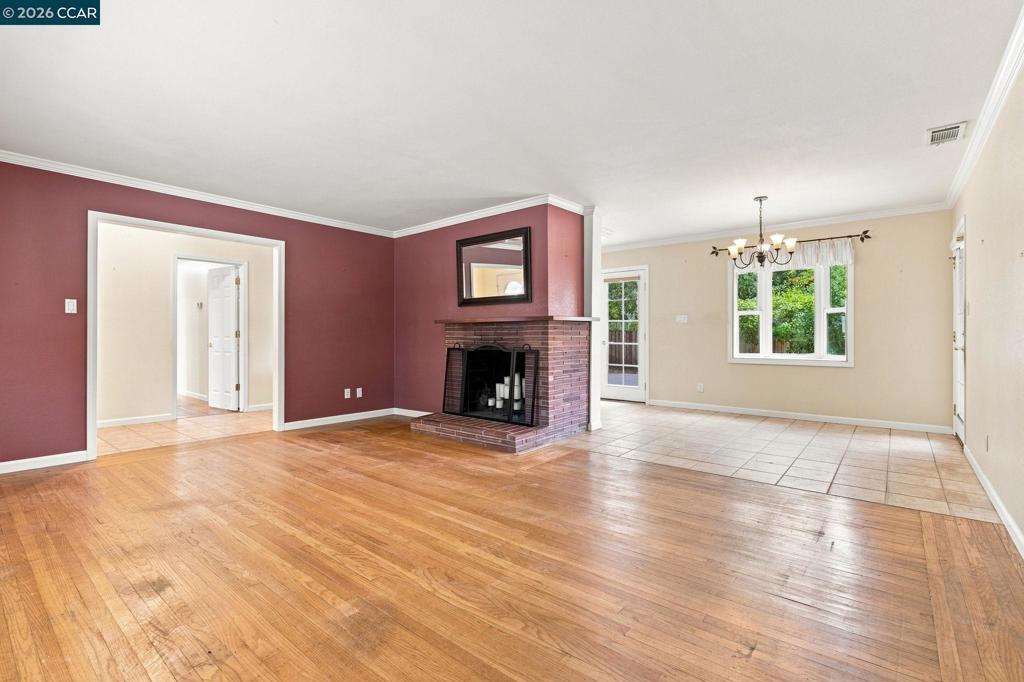 133 Kingsdale Dr