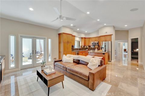 1806 Lake Street Huntington Beach CA 92648