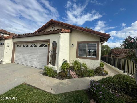 Photo of 616 Cartpath Place, Simi Valley, CA 93065 (MLS # 225005641)