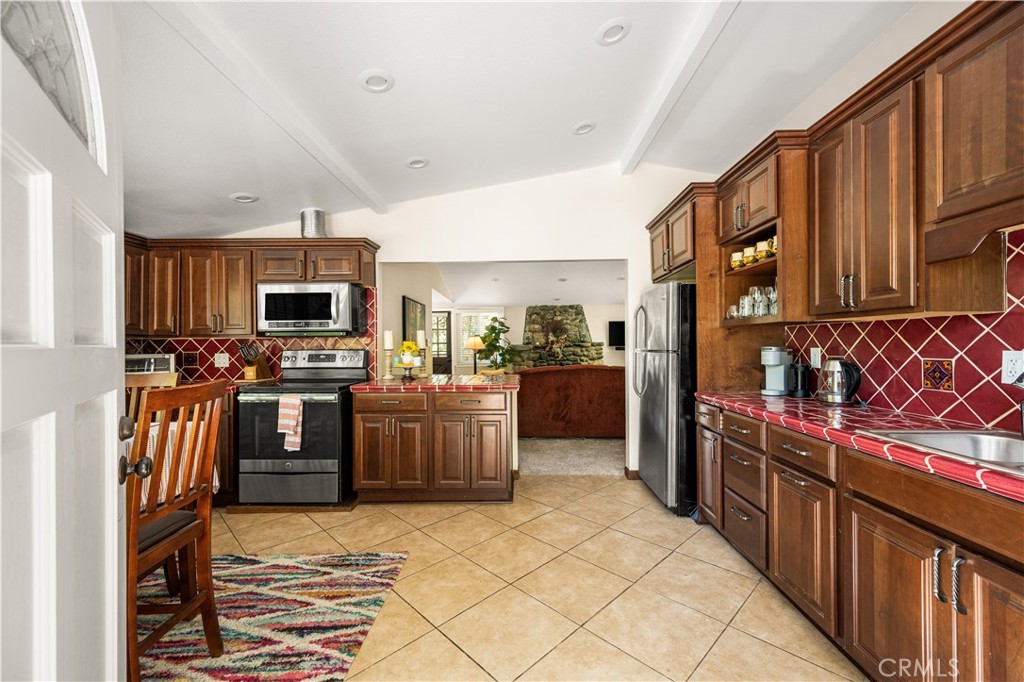 Modjeska Canyon (MC) - Residential Lease