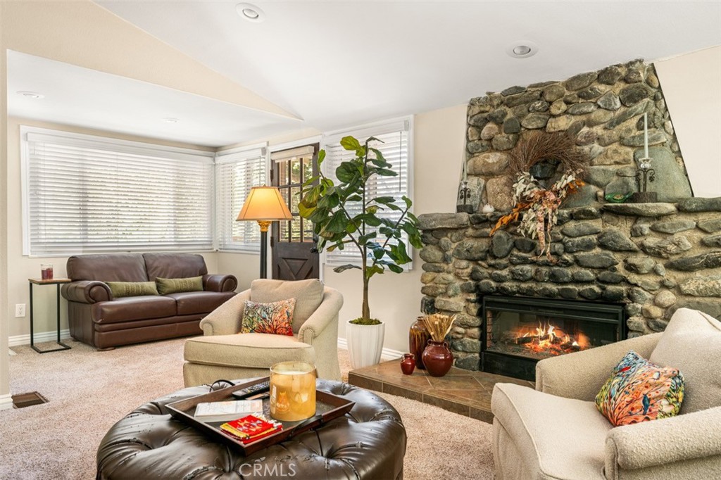 Modjeska Canyon (MC) - Residential Lease