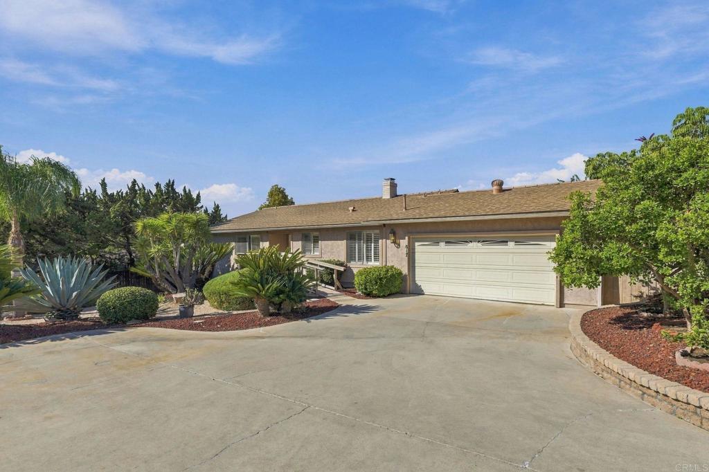 817 Crescent Drive