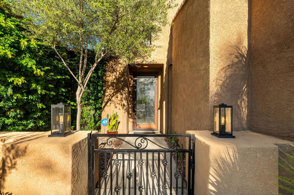 91 Via Santo Tomas Drive