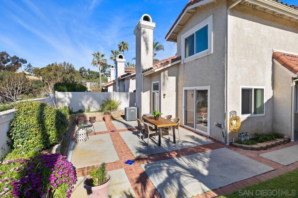 7134 Caminito Quintana