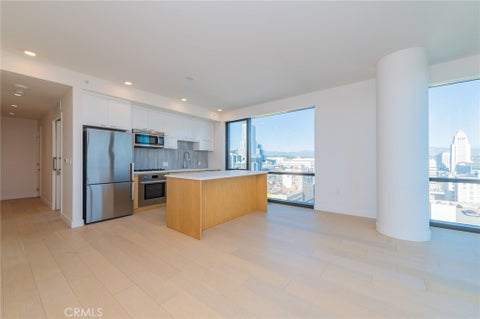 Photo of 400 S Broadway S #1203, Los Angeles, CA 90013 (MLS # OC26137428)