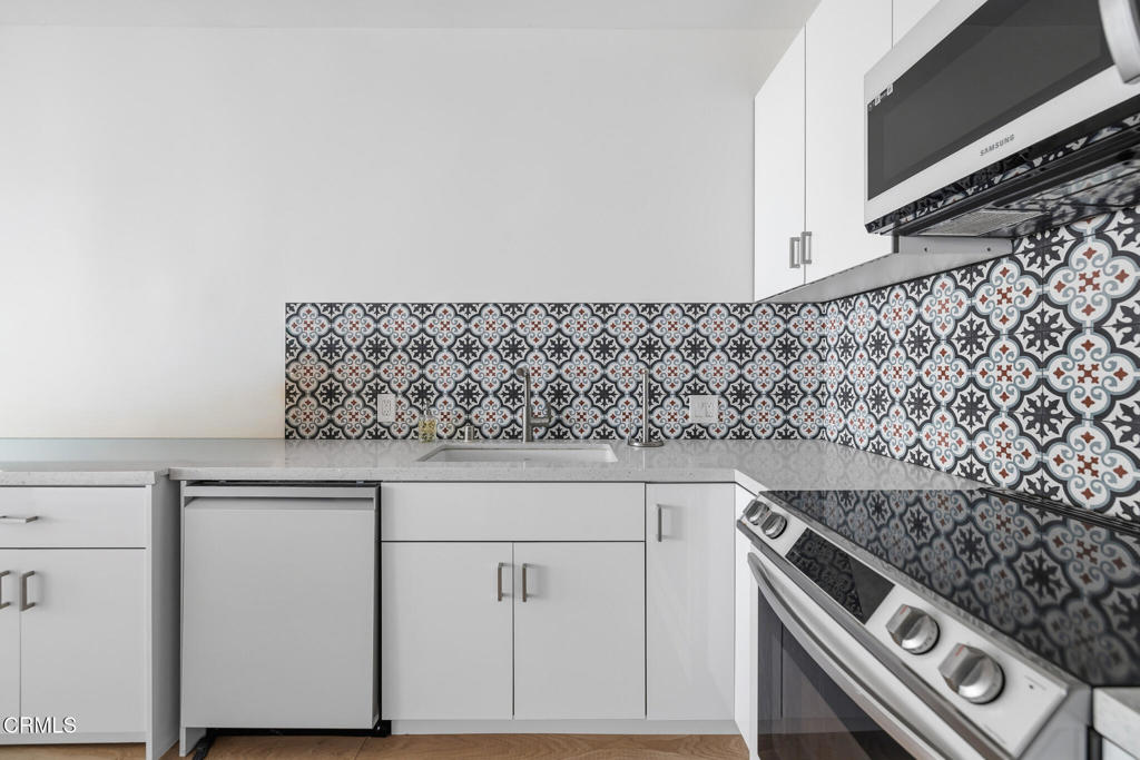 16601 Marquez Avenue 101