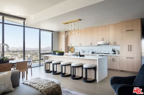 Photo of 1755 Argyle Avenue #PH8, Los Angeles, CA 90028 (MLS # 25536473)