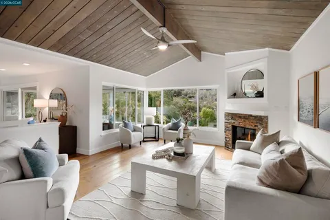 28 28 Southwood Dr, Orinda, CA 94563 - MLS#: 41124593