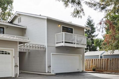 Photo of 1148 Kayellen Court, San Jose, CA 95125 (MLS # ML82045014)