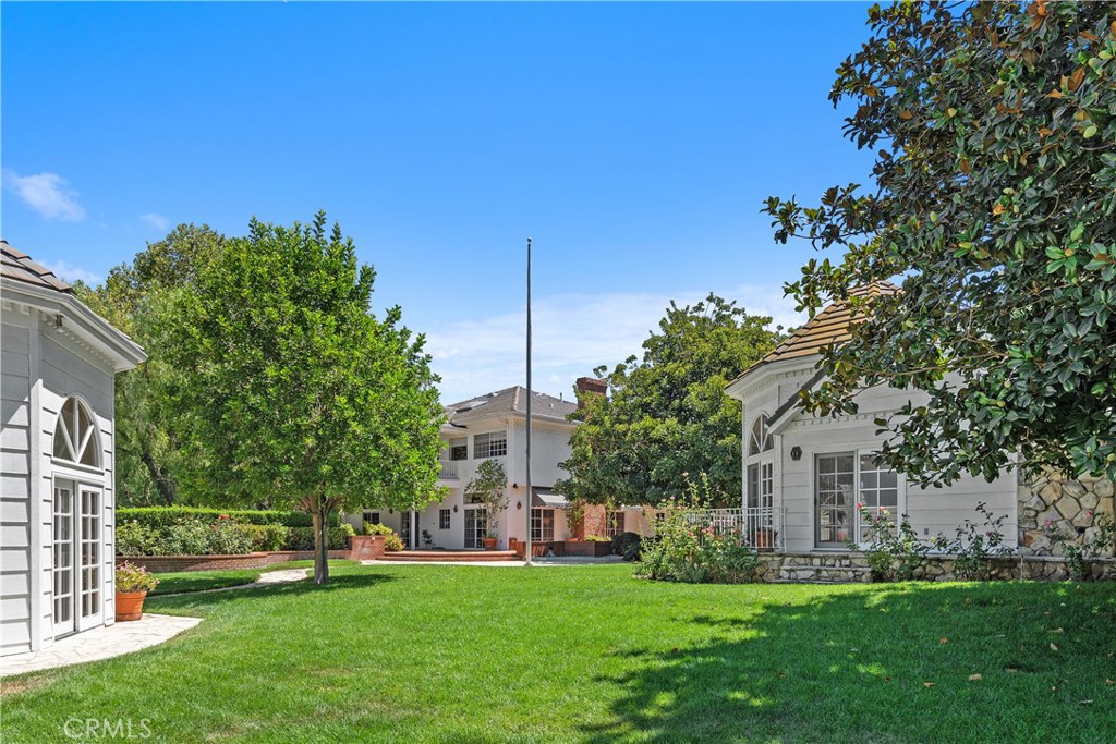 4751 Westchester Drive