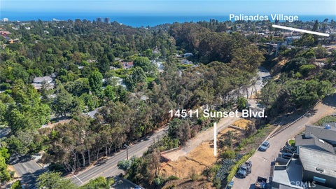 Photo of 14511 W Sunset Boulevard, Pacific Palisades, CA 90272 (MLS # SR26094211)