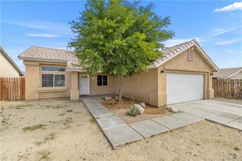 Photo of 13780 Del Ray Ln, Desert Hot Springs, CA 92240 (MLS # PW26020762)