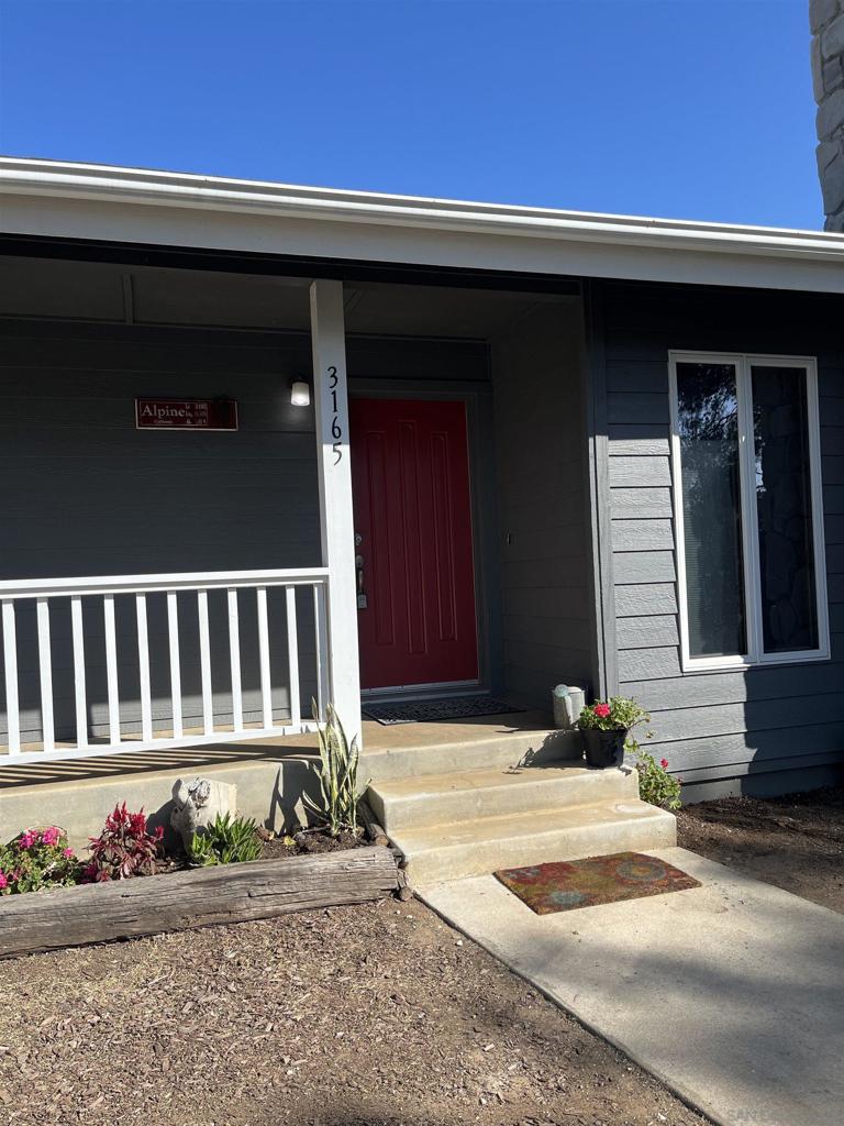 3165 Torreon Dr