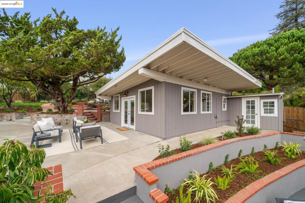 OAKMORE - Residential