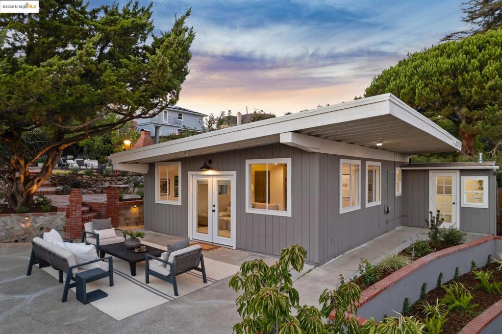 OAKMORE - Residential