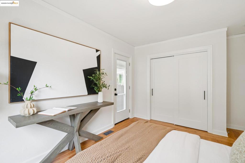 OAKMORE - Residential