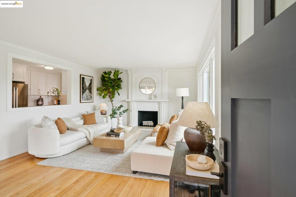 OAKMORE - Residential