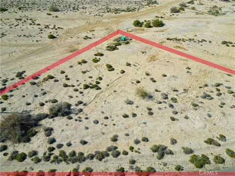 Photo of 798 Crystal Avenue, Thermal, CA 92274 (MLS # SW26084617)