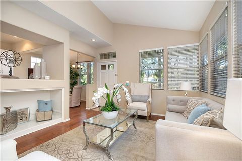 41 Paseo Vespertino Rancho Santa Margarita CA 92688