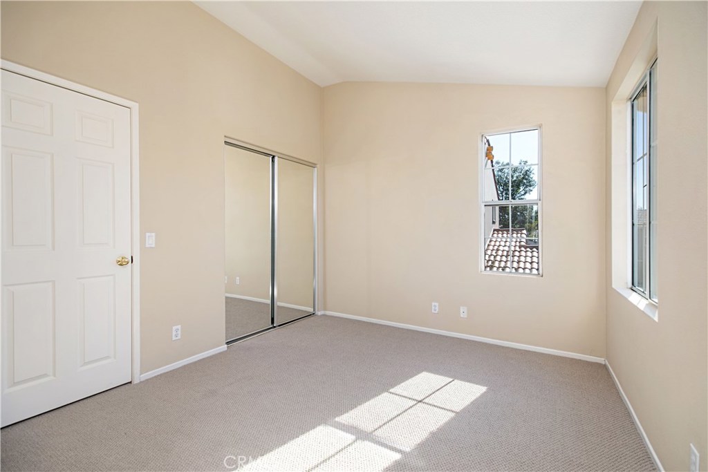 Los Paseos (LOPA) - Residential Lease