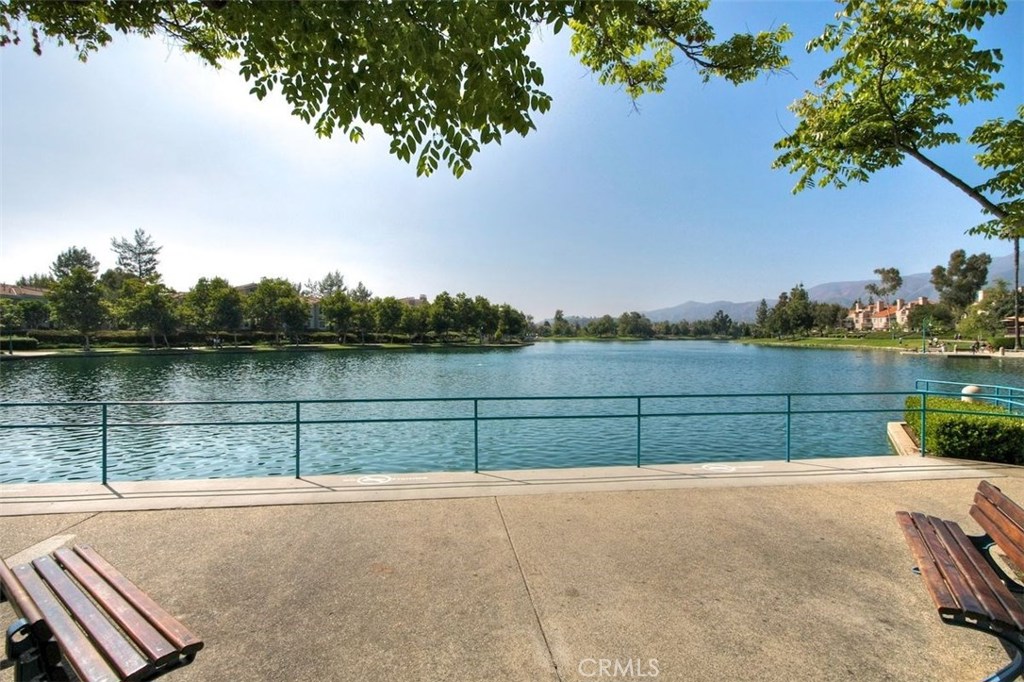 Los Paseos (LOPA) - Residential Lease