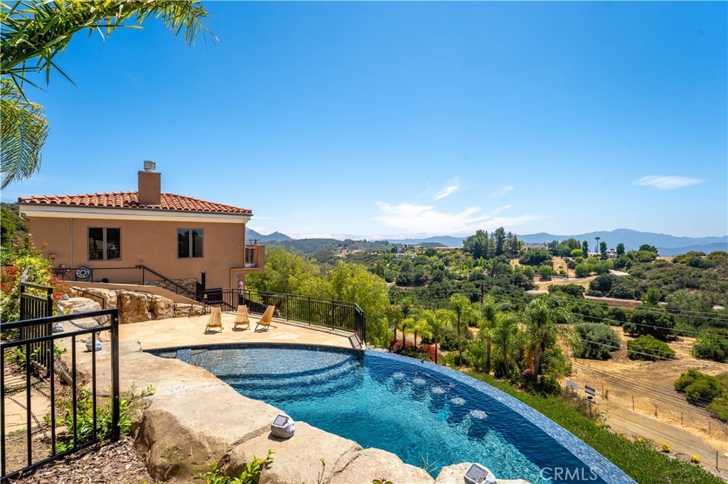 24410 Mulholland