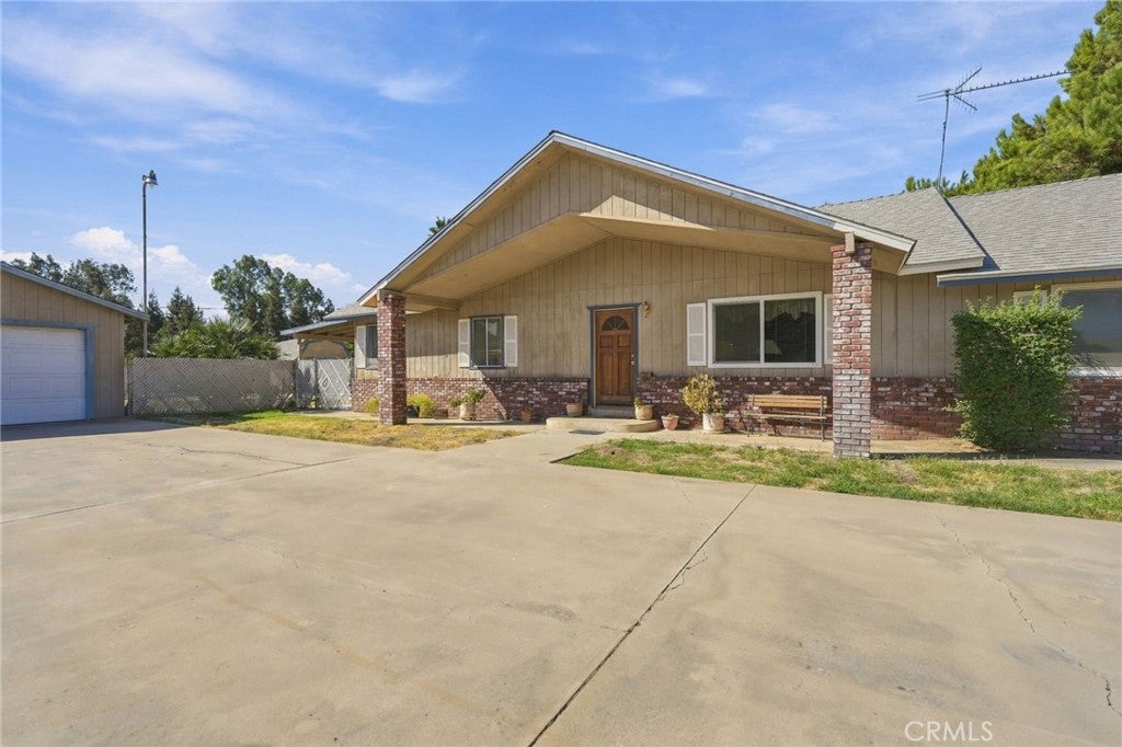 2143 W Linda Vista Avenue