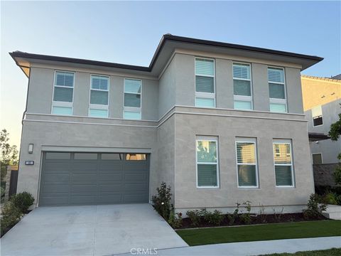 Photo of 101 Evergreen Way, Lake Forest, CA 92630 (MLS # TR25192112)