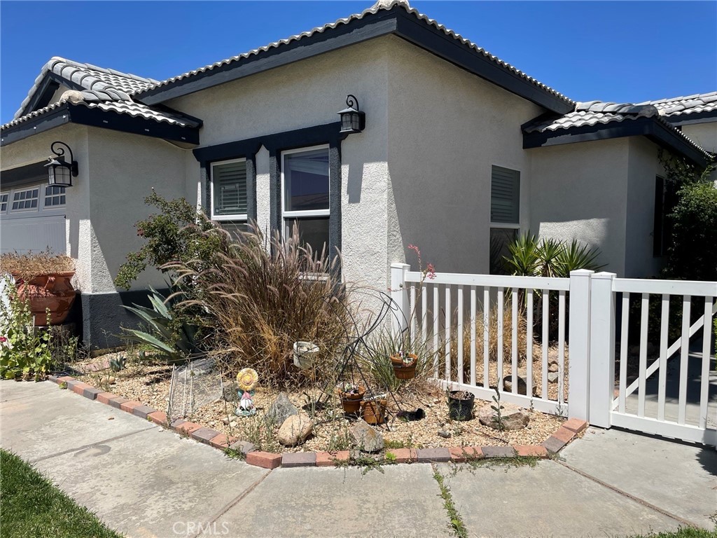 15590 Naples Lane