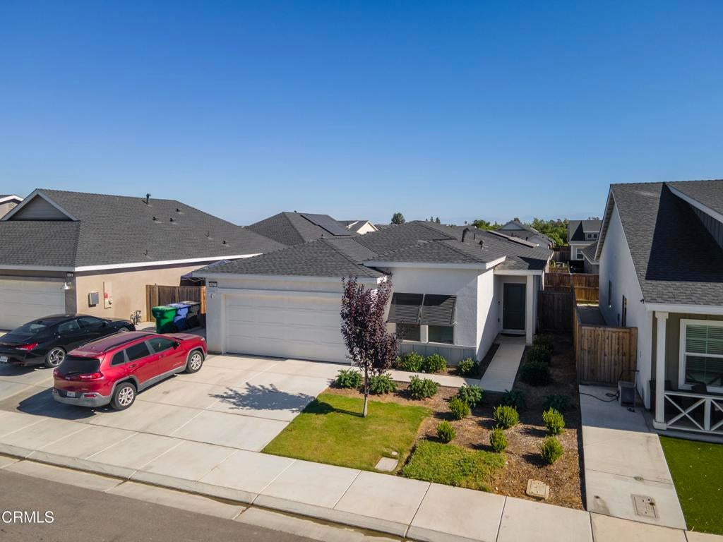 Photo 1 of 24 — 9627 Maple Terrace Lane, Shafter, CA 93263
