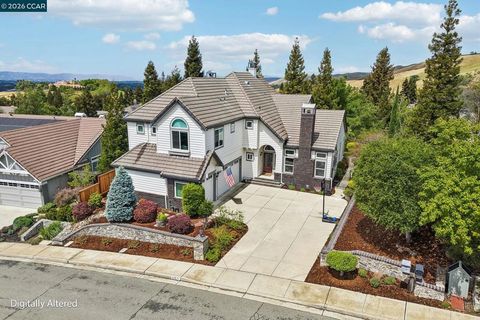 Photo of 459 Obsidian Way Way, Clayton, CA 94517 (MLS # 41133132)
