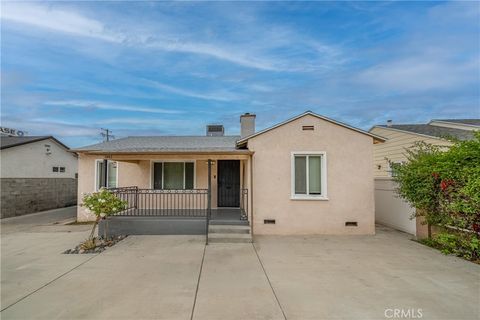 Photo of 6443 Agnes Avenue, North Hollywood, CA 91606 (MLS # SR26092485)