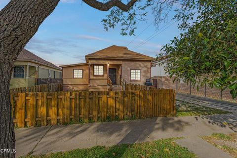 Tiny photo for 425 W 1st Street, Oxnard, CA 93030 (MLS # V1-34609)