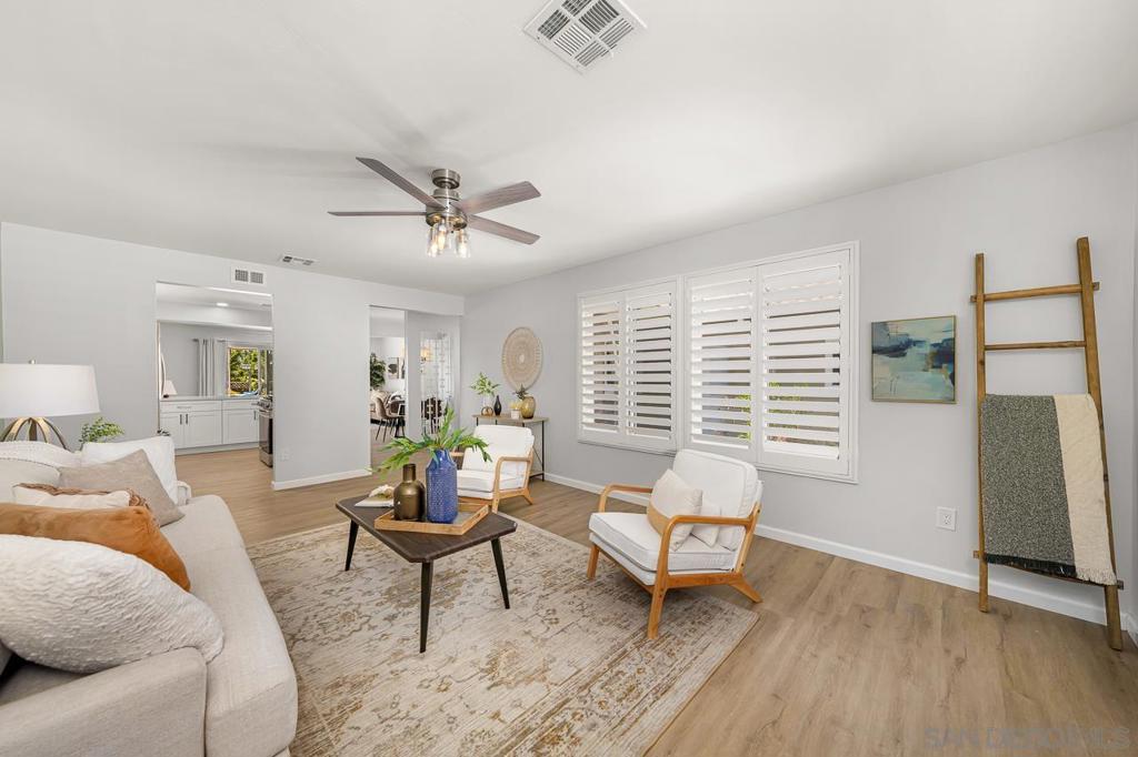 5856 Cowles Mountain Blvd
