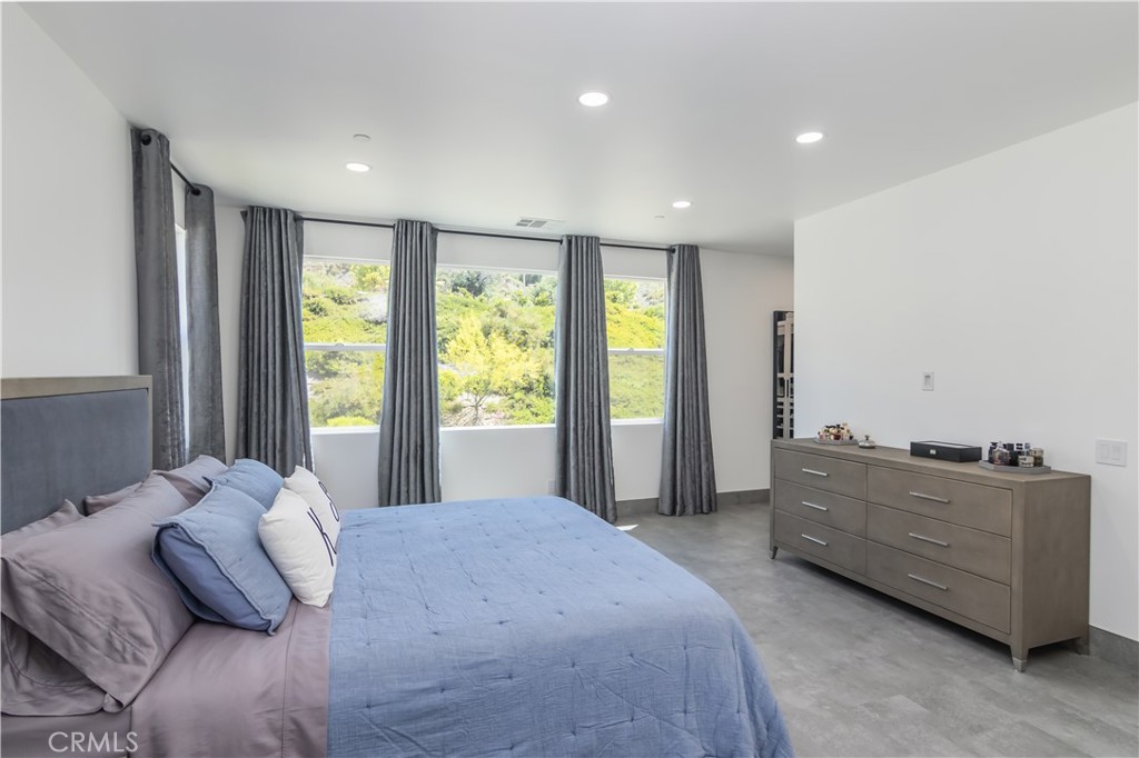 Cresta (CRSTA) - Residential