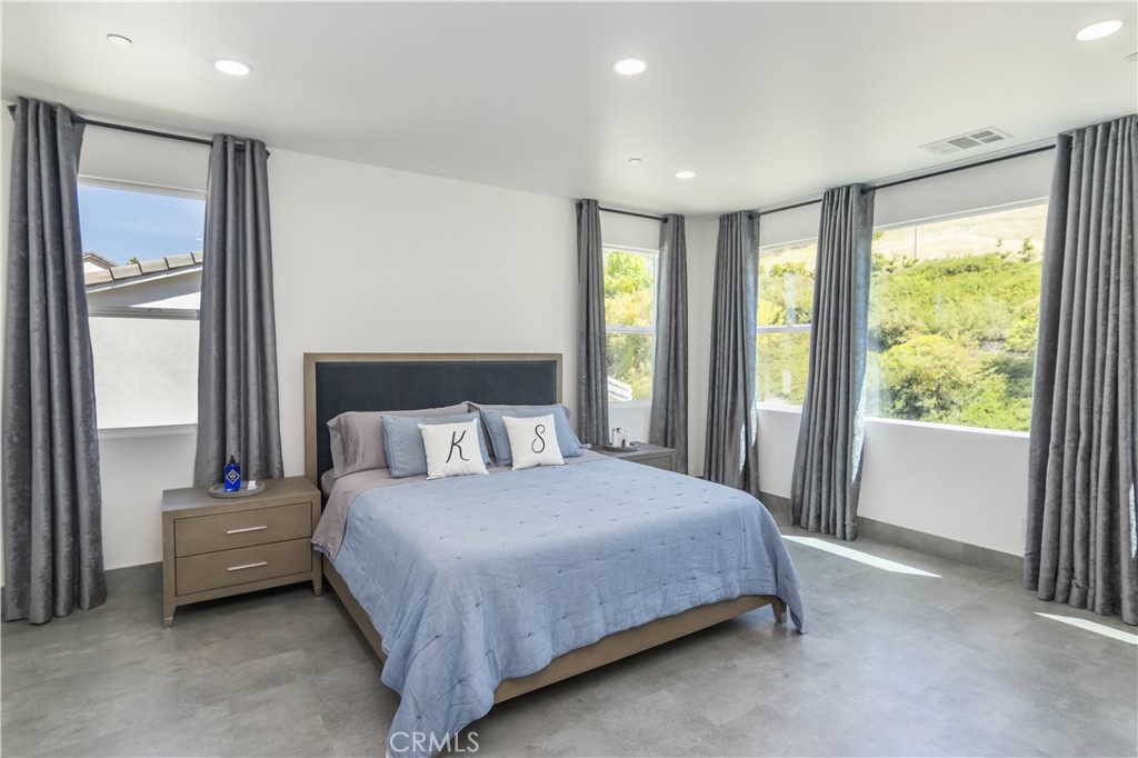 Cresta (CRSTA) - Residential