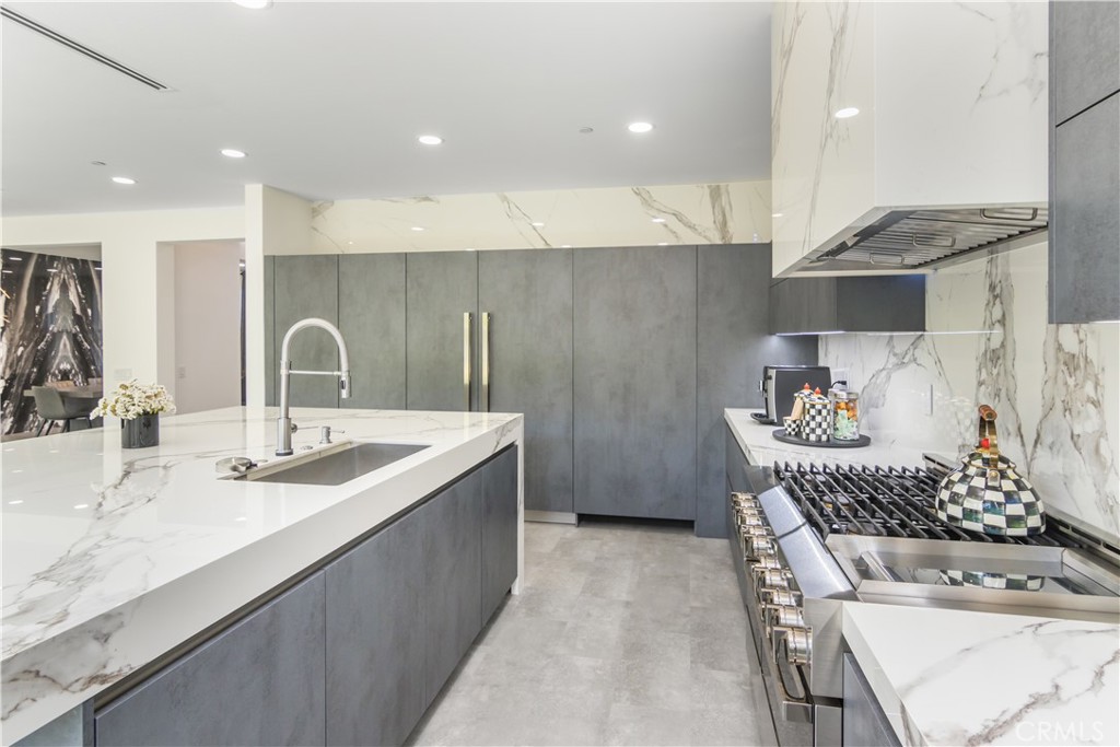 Cresta (CRSTA) - Residential