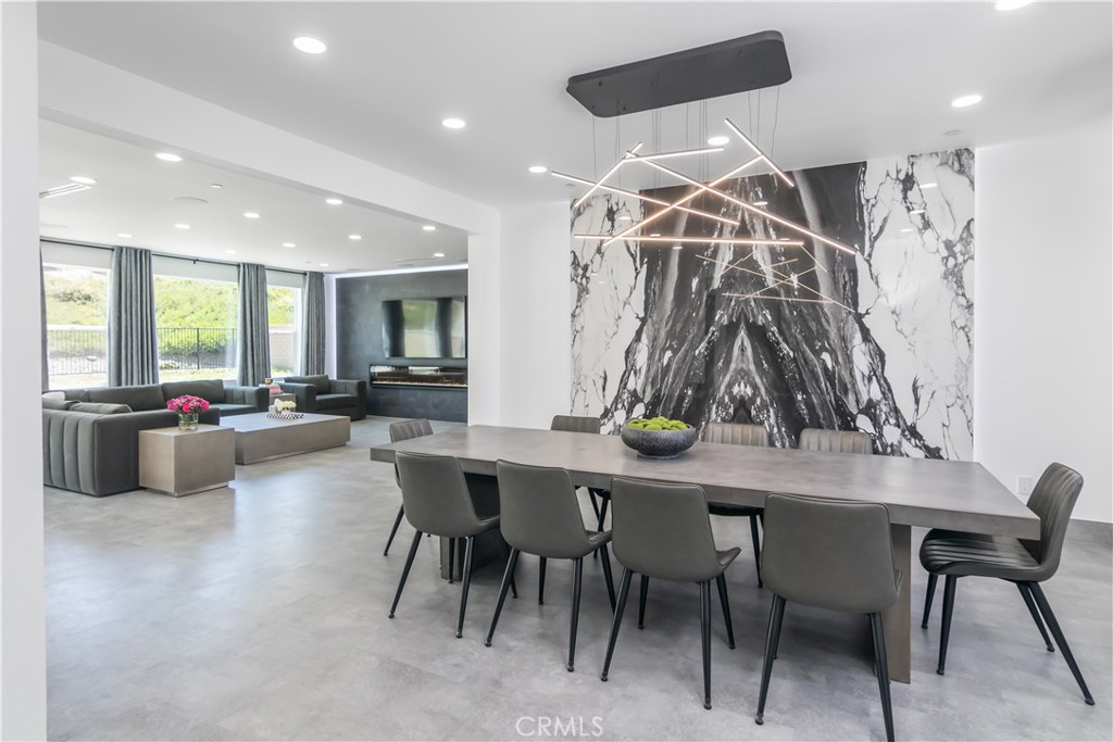Cresta (CRSTA) - Residential