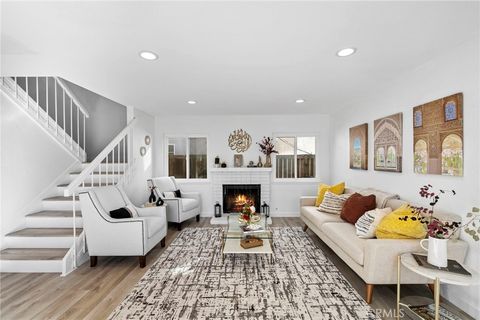 28481 La Noche Mission Viejo CA 92692