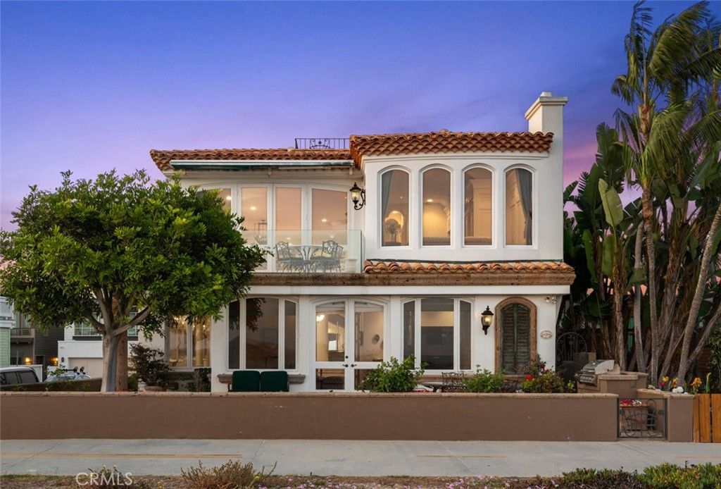 Photo of 1201 E Balboa Boulevard, Newport Beach, CA 92661 (MLS # NP26015908)