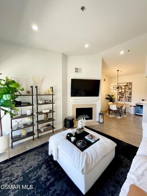 Photo of Oak Park, CA 91377 (MLS # 225004483)