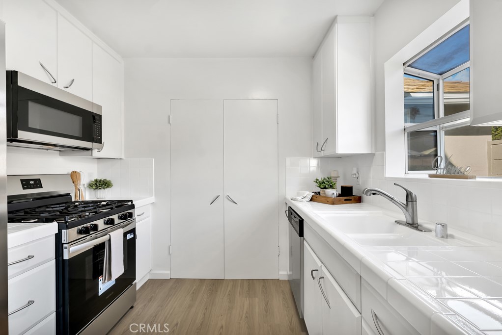 17452 Cantlay Street